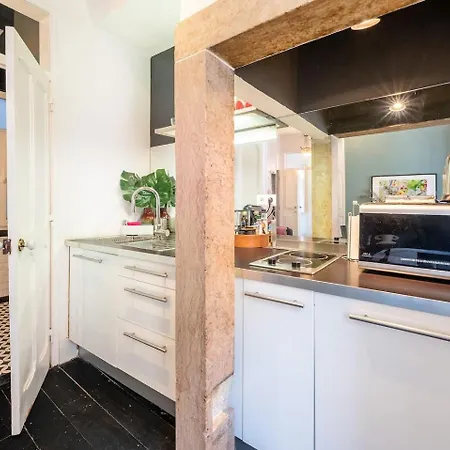 Apartment Full Building In Bairro Alto By Porta85