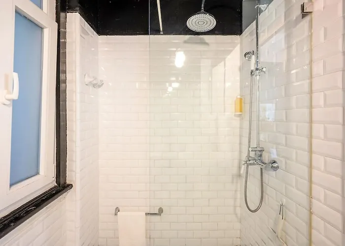 Full Building In Bairro Alto By Porta85 Apartament *