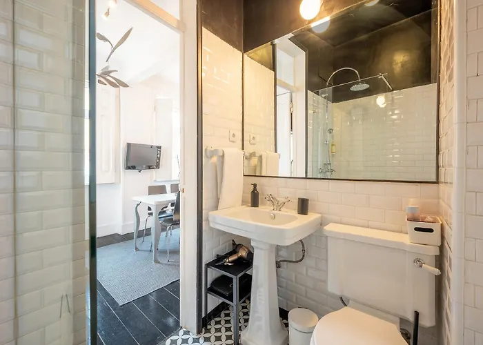 Full Building In Bairro Alto By Porta85 Apartament *