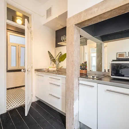 Full Building In Bairro Alto By Porta85 *