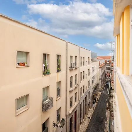 Full Building In Bairro Alto By Porta85 *