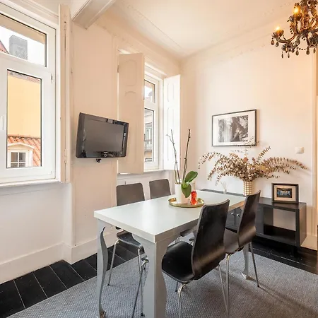 Full Building In Bairro Alto By Porta85