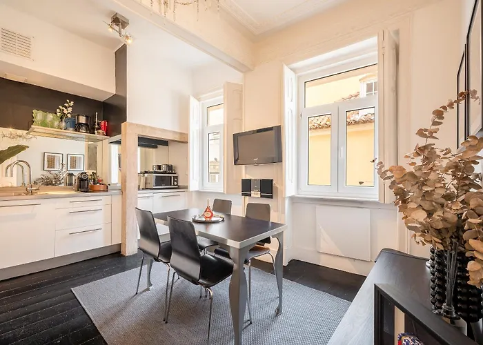 Apartment Full Building In Bairro Alto By Porta85 Lissabon