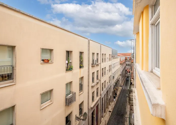 Full Building In Bairro Alto By Porta85 *