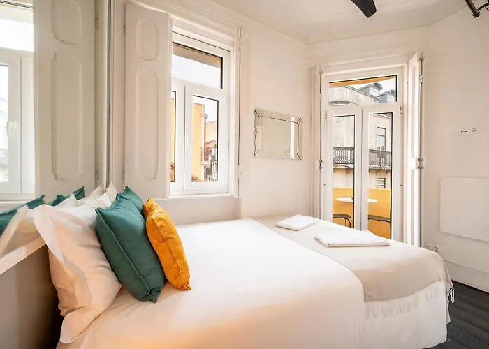 Full Building In Bairro Alto By Porta85 Appartement *