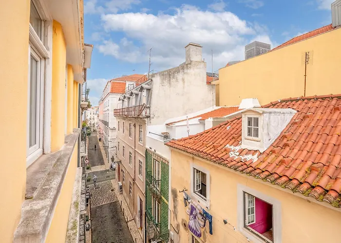 Full Building In Bairro Alto By Porta85