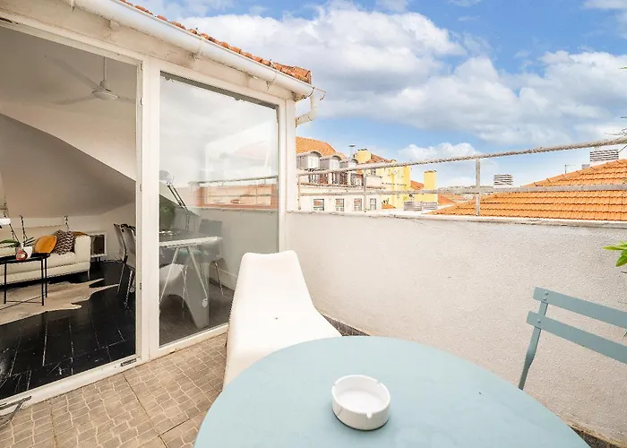Full Building In Bairro Alto By Porta85 * Lissabon