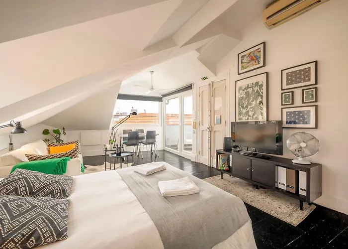 Full Building In Bairro Alto By Porta85 * Lisboa